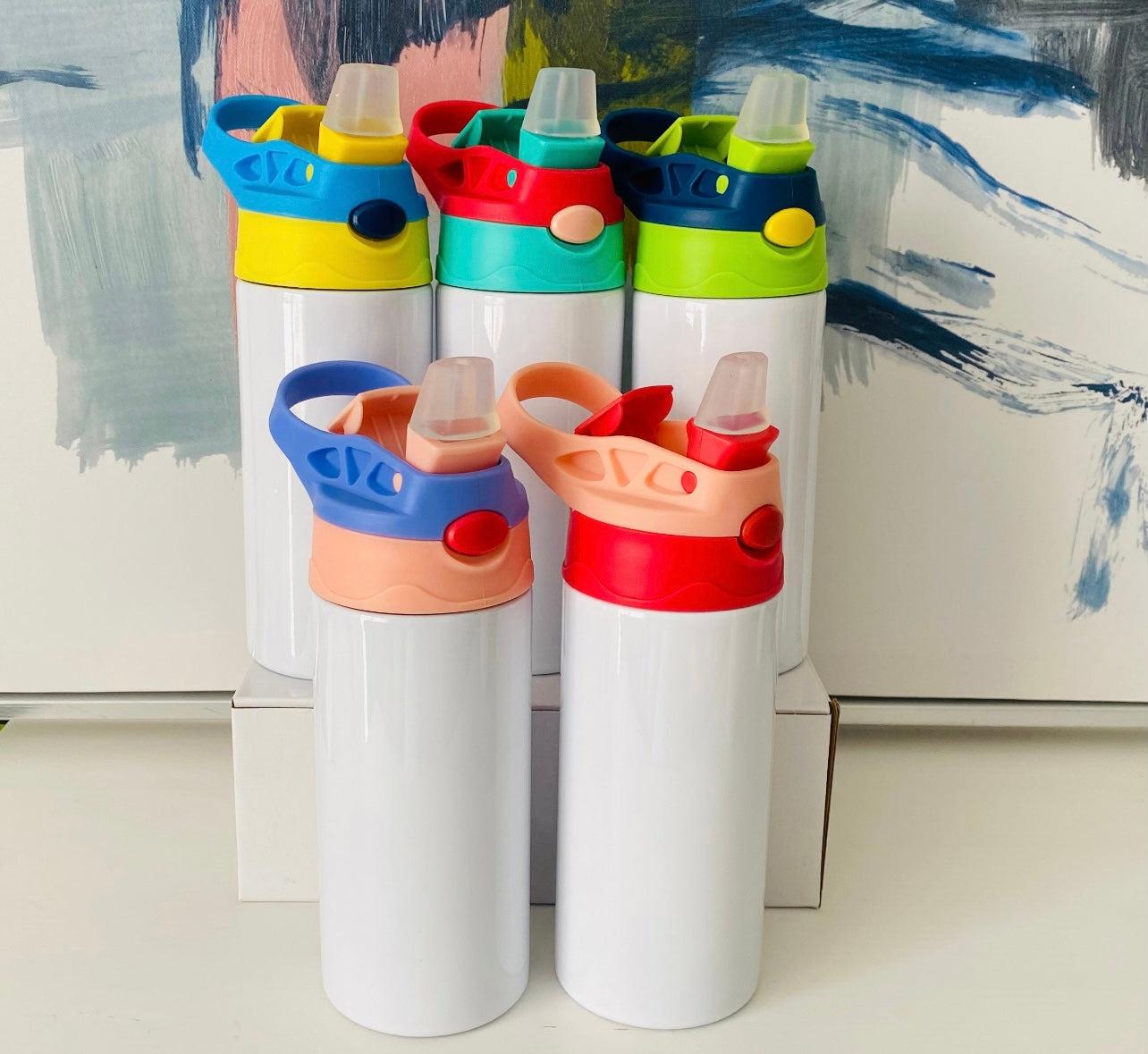 Vaso infantil con diseño de unicornio dramático