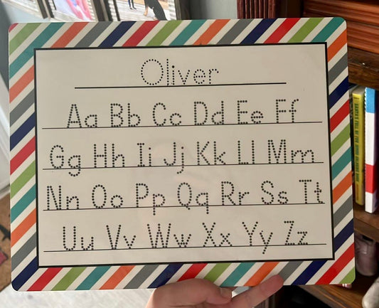 Pizarra de borrado en seco con alfabeto para niños